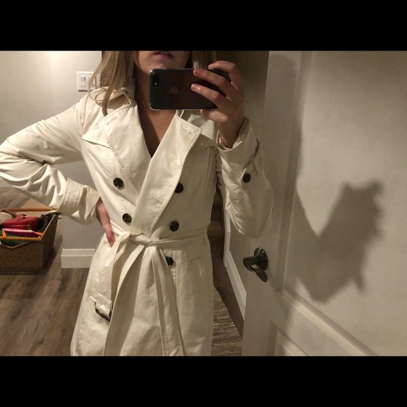 Banana republic trench coat ✨ - Picture 3 of 6